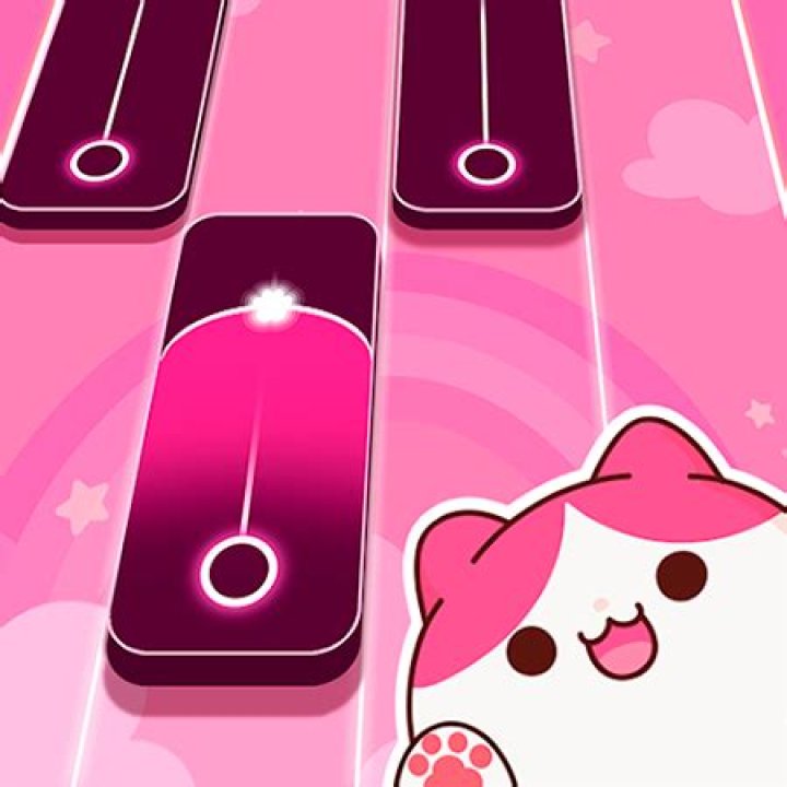 Baby Angela Playing Piano - Cat Games