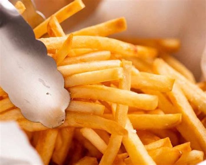 Something people put on french fries Top 7 : Answers